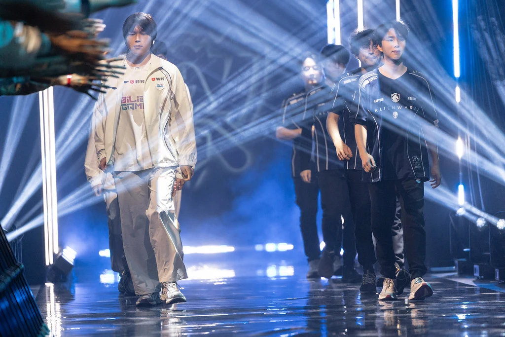 Team Liquid walks onstage during the Worlds 2026 Swiss Stage